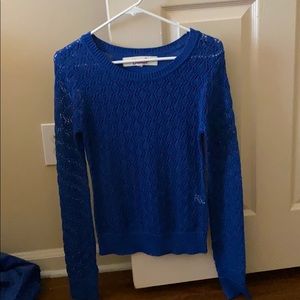 Blue long sleeved sweater